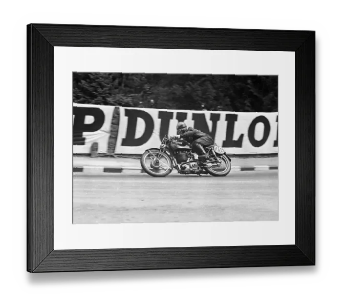 Framed Print : Reg Armstrong (Velocette) 1950 Senior TT Framed Print : Reg Armstrong (Velocette) 1950 Senior TT