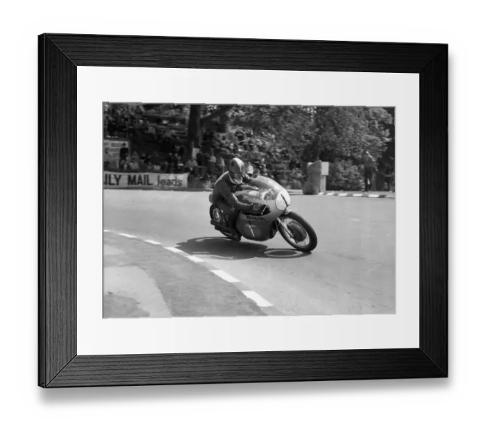 Framed Print : Kel Carruthers (Benelli) 1969 Lightweight TT Framed Print : Kel Carruthers (Benelli) 1969 Lightweight TT