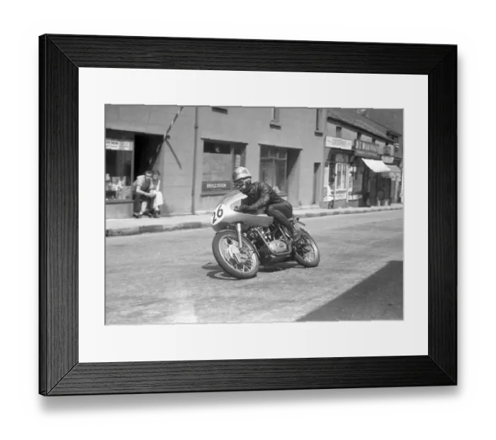 Framed Print : Dave Chadwick (Ducati) 1958 Ultra Lightweight TT Framed Print : Dave Chadwick (Ducati) 1958 Ultra Lightweight TT
