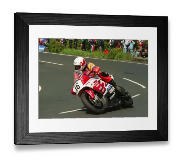 Framed Print : Nigel Davies (Yamaha) 1999 Formula One TT Framed Print : Nigel Davies (Yamaha) 1999 Formula One TT