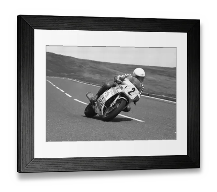 Framed Print : Helmut Dahne (Suzuki) 1986 Production B TT Framed Print : Helmut Dahne (Suzuki) 1986 Production B TT