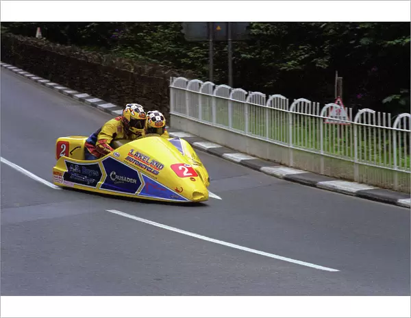 Rob Fisher & Nick Long (LMS) 2002 Sidecar TT