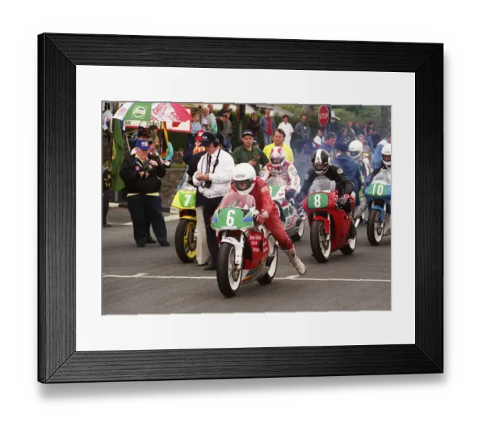 Framed Print : Chris Fargher (Honda) 1995 Lightweight TT Framed Print : Chris Fargher (Honda) 1995 Lightweight TT