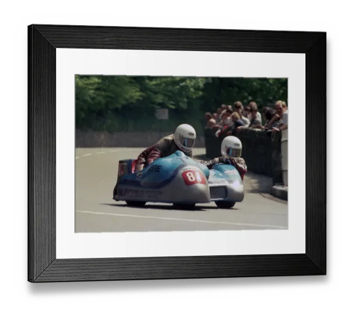 Framed Print : Dick Fletcher & Nick Roche (Yamaha) 1986 Sidecar TT Framed Print : Dick Fletcher & Nick Roche (Yamaha) 1986 Sidecar TT