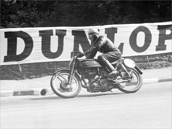 Bob Foster (Velocette) 1951 Lightweight TT