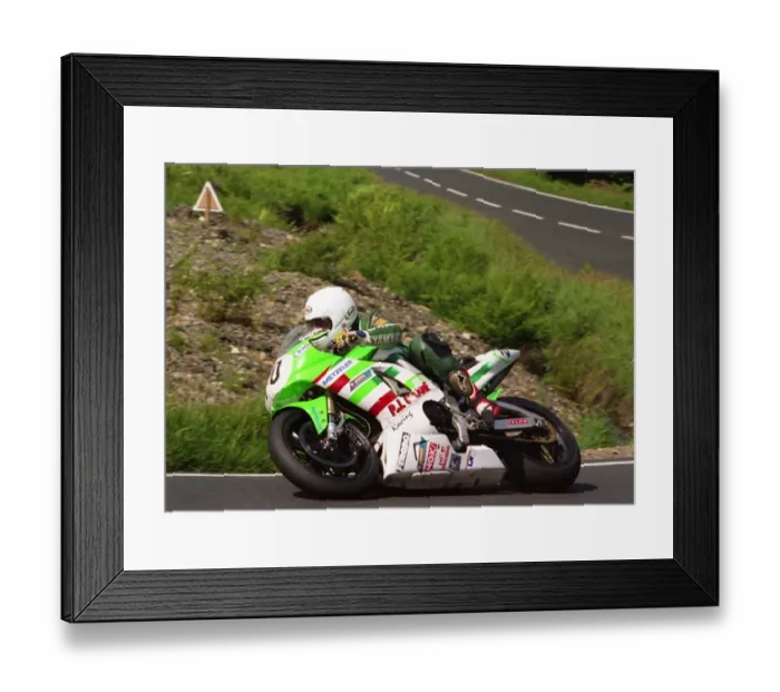 Framed Print : Jason Griffiths (Yamaha) 1999 Formula One TT Framed Print : Jason Griffiths (Yamaha) 1999 Formula One TT