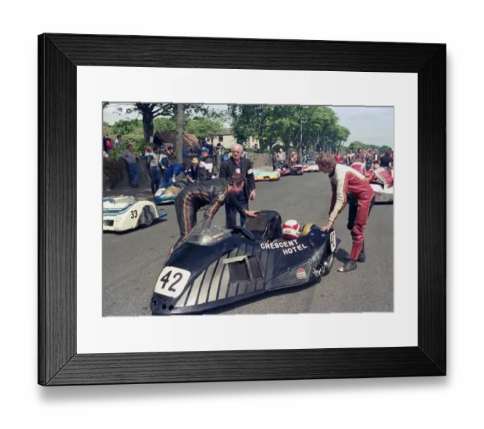 Framed Print : Keith Griffin and Peter Cain (Suzuki) 1987 Sidecar TT Framed Print : Keith Griffin and Peter Cain (Suzuki) 1987 Sidecar TT
