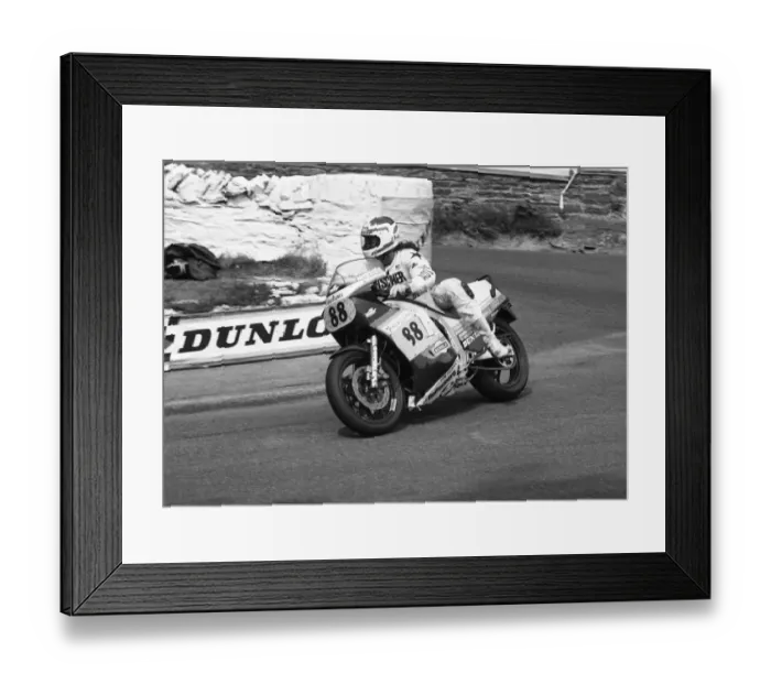 Framed Print : Elmer Geulen (Suzuki) 1986 Formula One TT Framed Print : Elmer Geulen (Suzuki) 1986 Formula One TT