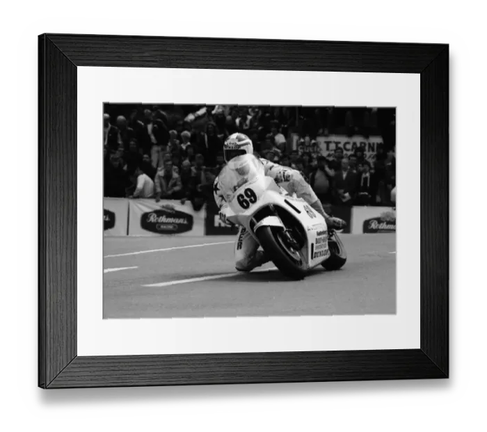 Framed Print : Elmer Geulen (Yamaha) 1986 Formula One TT Framed Print : Elmer Geulen (Yamaha) 1986 Formula One TT