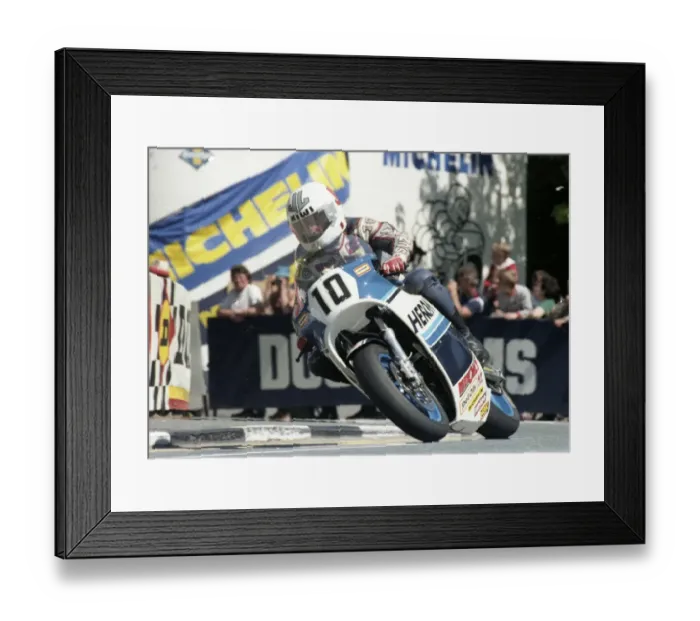 Framed Print : Mick Grant (Suzuki) 1985 Formula One TT Framed Print : Mick Grant (Suzuki) 1985 Formula One TT