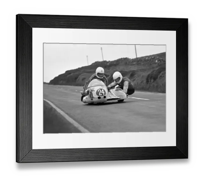 Framed Print : Jeff Gawley & Ken Birch (Yamaha) 1976 500 Sidecar TT Framed Print : Jeff Gawley & Ken Birch (Yamaha) 1976 500 Sidecar TT