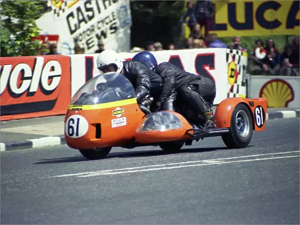 Alan Gillender & G Simpson (BSA) 1974 500cc Sidecar TT