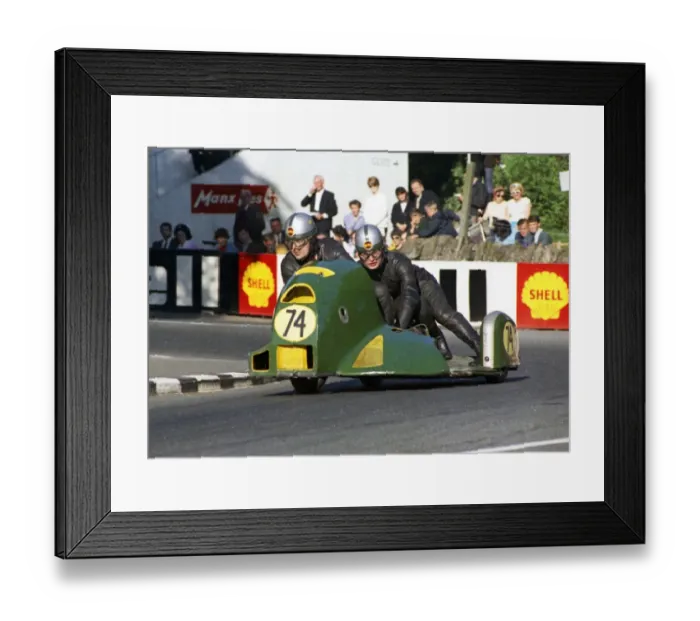 Framed Print : Ron Glover & John Pennington (Norton) 1968 750cc Sidecar TT Framed Print : Ron Glover & John Pennington (Norton) 1968 750cc Sidecar TT