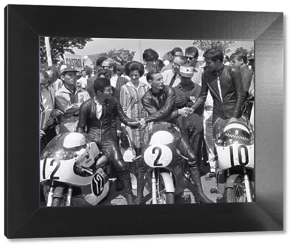 Akiyasu Motohashi (Yamaha) and Stuart Graham (Suzuki) and Phil Read (Yamaha) 1967 Ultra Lightweight TT