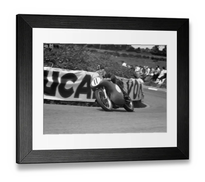 Framed Print : Tony Godfrey (Norton) 1961 Junior TT Framed Print : Tony Godfrey (Norton) 1961 Junior TT