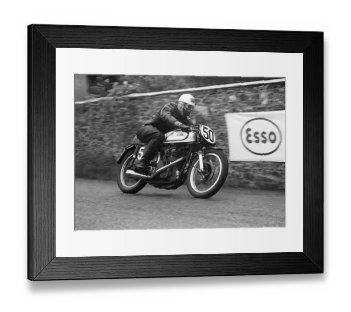 Framed Print : Roy Godwin (Norton) 1954 Senior TT Framed Print : Roy Godwin (Norton) 1954 Senior TT