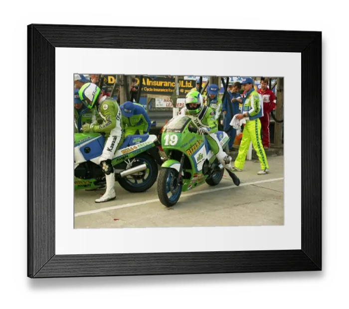 Framed Print : Roger Hurst (Kawasaki) 1988 Production C TT Framed Print : Roger Hurst (Kawasaki) 1988 Production C TT