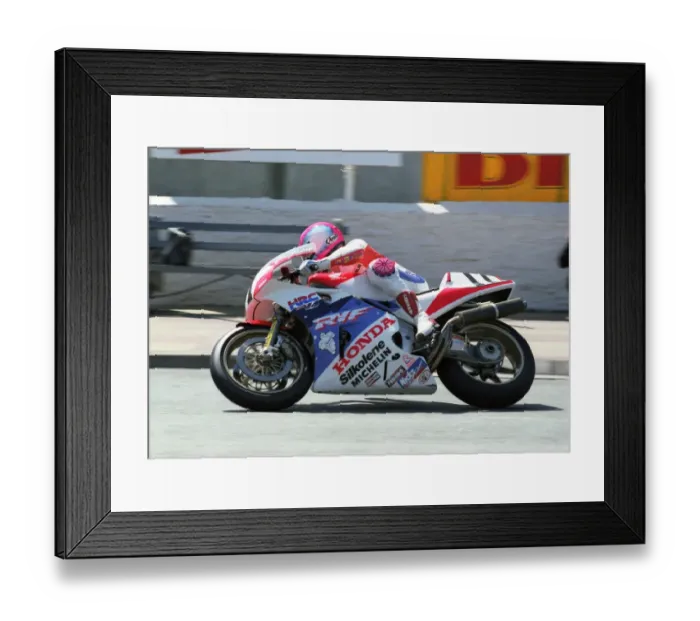 Framed Print : Steve Hislop (Honda) 1991 Formula One TT Framed Print : Steve Hislop (Honda) 1991 Formula One TT