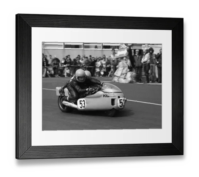 Framed Print : Bill Hall & Peter Minion (Kawasaki) 1977 Sidecar TT Framed Print : Bill Hall & Peter Minion (Kawasaki) 1977 Sidecar TT