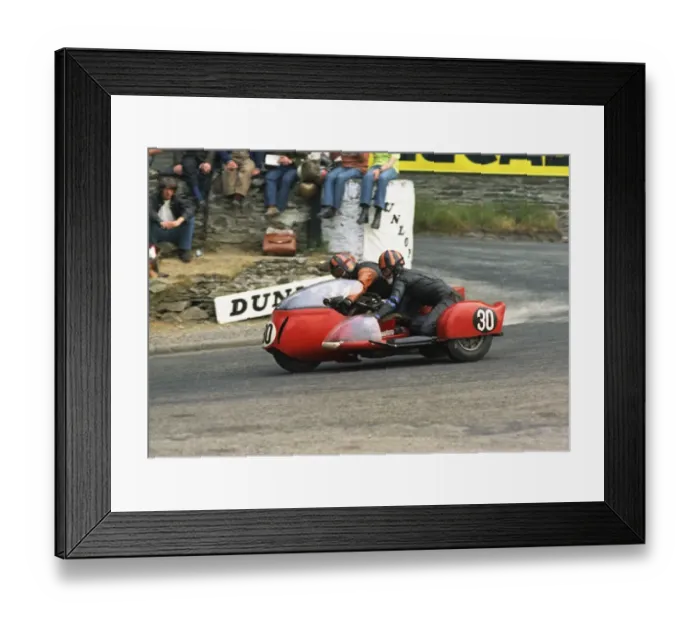 Framed Print : Roy Hanks & Rose Arnold (BSA) 1970 500 Sidecar TT Framed Print : Roy Hanks & Rose Arnold (BSA) 1970 500 Sidecar TT