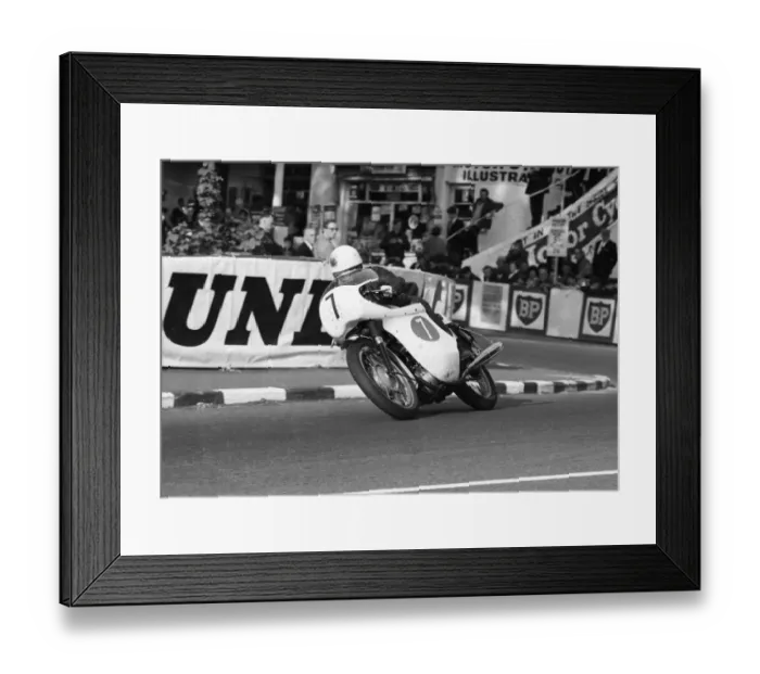 Framed Print : John Hartle (Triumph) 1967 Production 750 TT