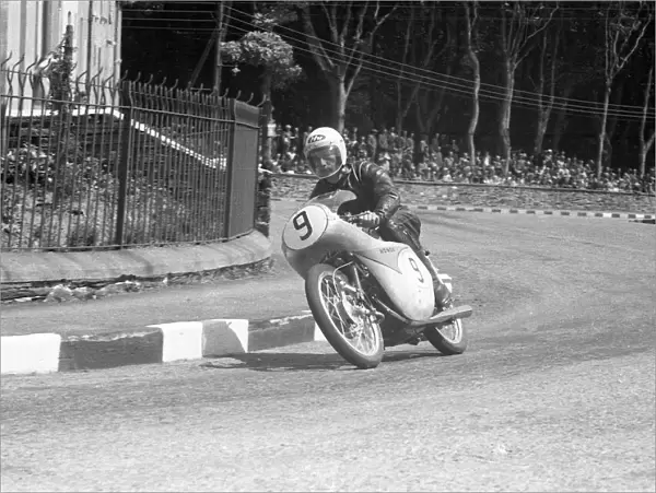 Bill Hunt (Honda) 1959 Ultra Lightweight TT