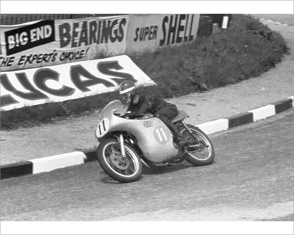 Mike Hailwood (Norton) 1958 Junior TT
