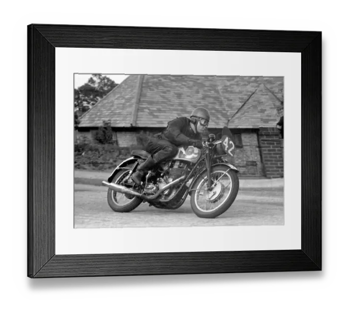 Framed Print : David Howe (BSA) 1956 Senior Clubman TT Framed Print : David Howe (BSA) 1956 Senior Clubman TT