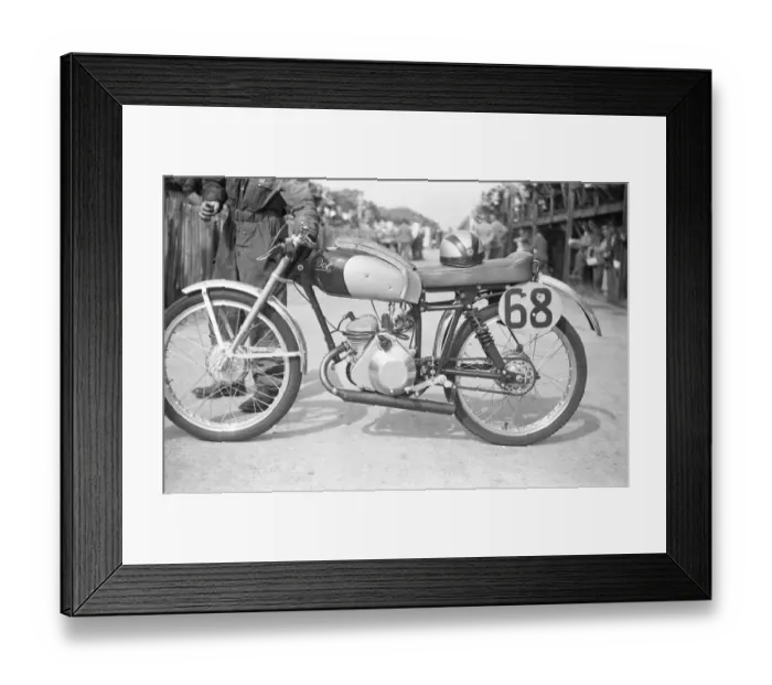 Framed Print : Eric Hardys DOT 1952 Ultra Lightweight TT Framed Print : Eric Hardys DOT 1952 Ultra Lightweight TT