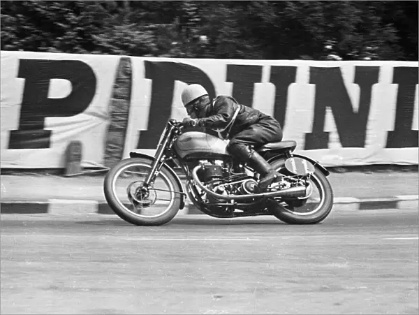 Bill Hall (Triumph) 1950 Senior TT