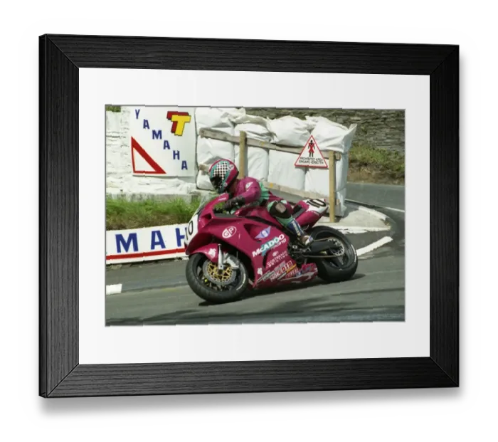 Framed Print : Bob Jackson (McAdoo Kawasaki) 1996 Formula One TT Framed Print : Bob Jackson (McAdoo Kawasaki) 1996 Formula One TT
