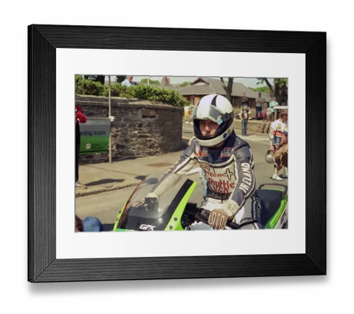 Framed Print : Dennis Ireland (Kawasaki) 1987 Production B TT Framed Print : Dennis Ireland (Kawasaki) 1987 Production B TT
