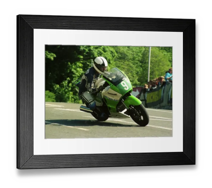 Framed Print : Dennis Ireland (Kawasaki) 1987 Production B TT Framed Print : Dennis Ireland (Kawasaki) 1987 Production B TT