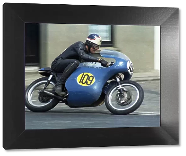 Tony Jefferies (Triumph) 1969 Senior TT