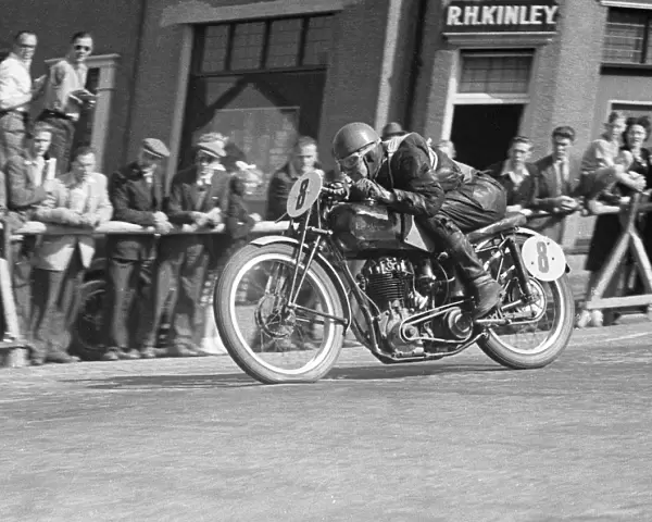 Neville E Jones (Excelsior) 1951 Lightweight TT
