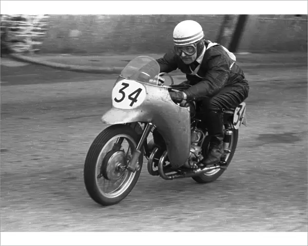Arnold Jones (LMA special) 1957 Lightweight TT