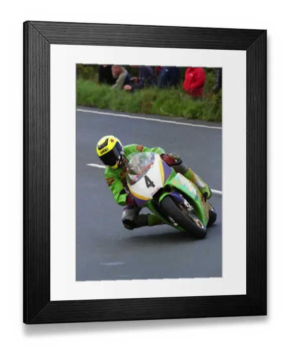 Framed Print : Ian Lougher (Honda) 1999 Formula One TT Framed Print : Ian Lougher (Honda) 1999 Formula One TT