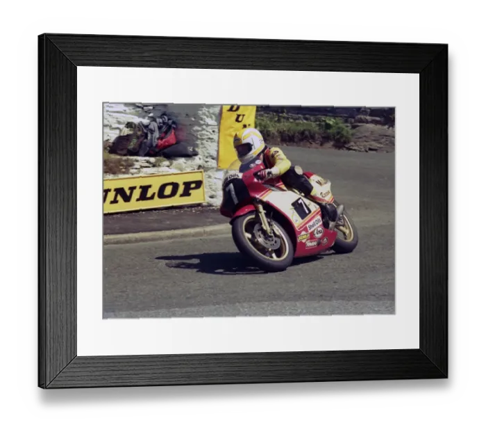 Framed Print : Eddie Laycock (Yamaha) 1989 Formula 2 TT Framed Print : Eddie Laycock (Yamaha) 1989 Formula 2 TT