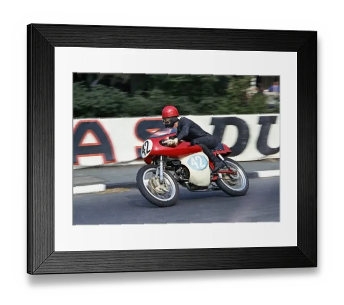 Framed Print : Gordon Keith (Aermacchi) 1966 Junior TT Framed Print : Gordon Keith (Aermacchi) 1966 Junior TT