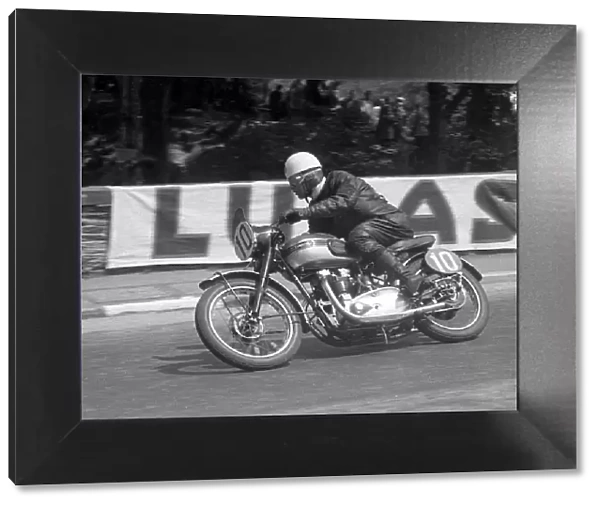 Len King (Triumph) 1953 Senior Clubman TT