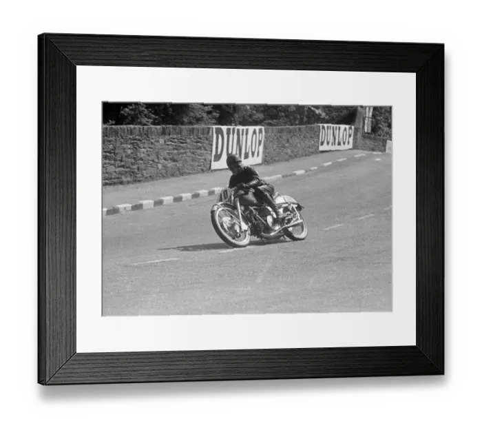 Framed Print : Enrico Lorenzetti (Guzzi) 1951 Lightweight TT Framed Print : Enrico Lorenzetti (Guzzi) 1951 Lightweight TT