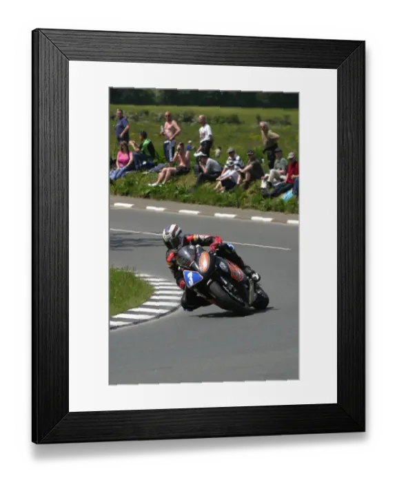 Framed Print : John McGuinness (Honda) 2006 Supersport TT Framed Print : John McGuinness (Honda) 2006 Supersport TT