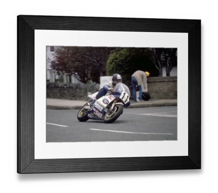 Framed Print : Roger Marshall (Honda) 1986 Formula One TT Framed Print : Roger Marshall (Honda) 1986 Formula One TT