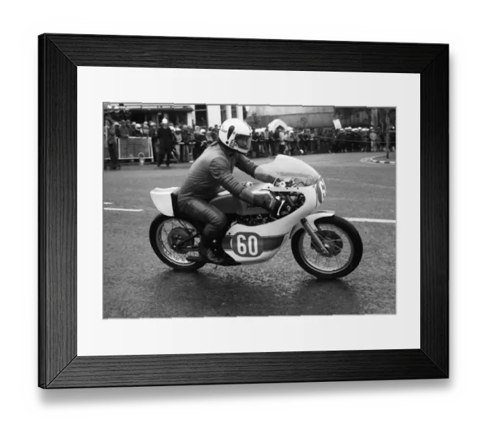 Framed Print : Terry McKane (Yamaha) 1977 Jubilee TT Framed Print : Terry McKane (Yamaha) 1977 Jubilee TT