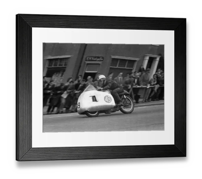 Framed Print : Bob McIntyre (Norton) 1955 Junior TT Framed Print : Bob McIntyre (Norton) 1955 Junior TT
