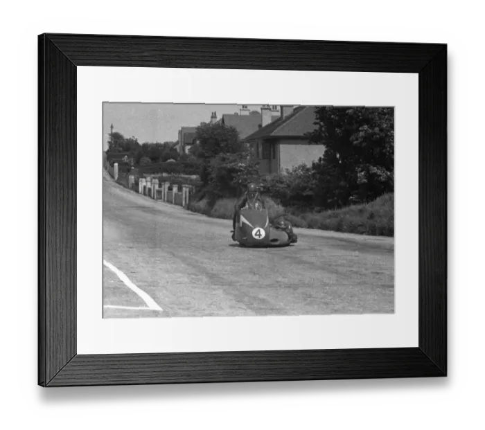 Framed Print : Bob Mitchell & Eric Bliss (Norton) 1956 Sidecar TT Framed Print : Bob Mitchell & Eric Bliss (Norton) 1956 Sidecar TT