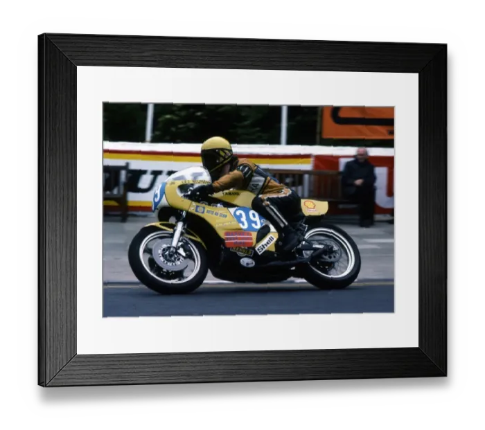 Framed Print : Les Newman (Yamaha) 1977 Junior TT