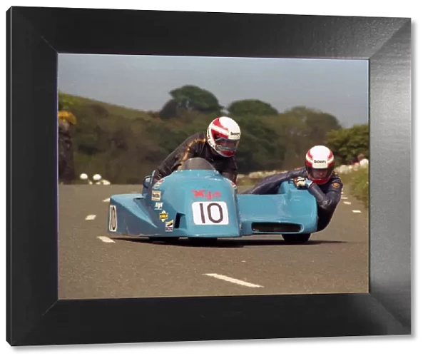 Derek Plummer & Brian Marris (Ireson Yamaha) 1987 Sidecar TT