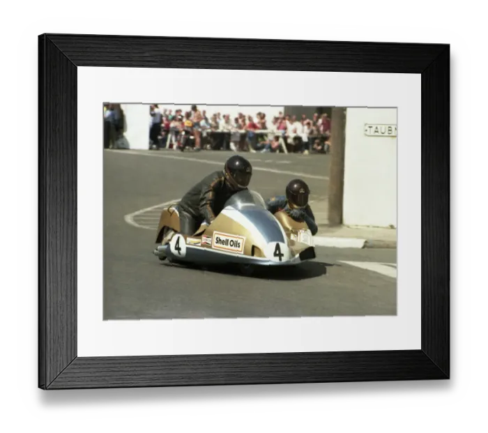 Framed Print : Derek Plummer & Brian Marris (Ireson Yamaha) 1985 Sidecar TT Framed Print : Derek Plummer & Brian Marris (Ireson Yamaha) 1985 Sidecar TT