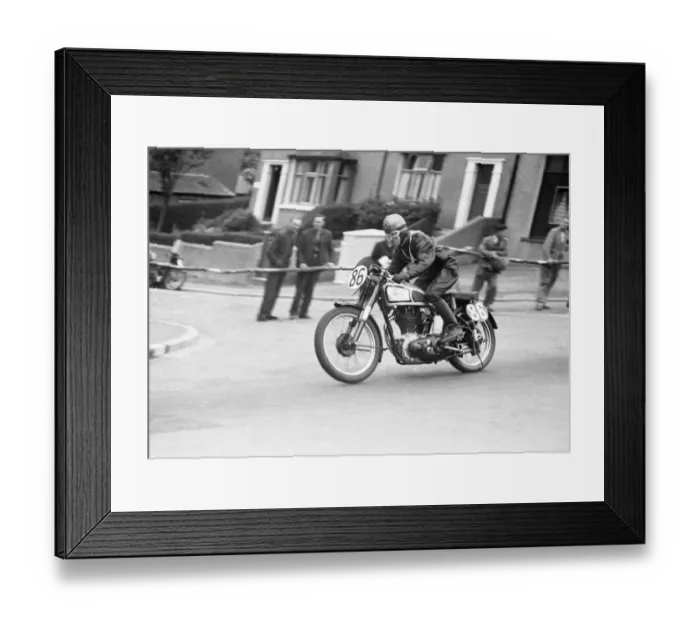 Framed Print : Eric Pantlin (Norton) 1952 Senior Clubman TT Framed Print : Eric Pantlin (Norton) 1952 Senior Clubman TT